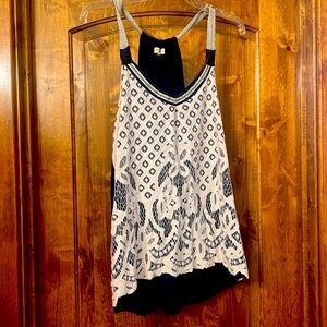 Rewind XL Lace Tank